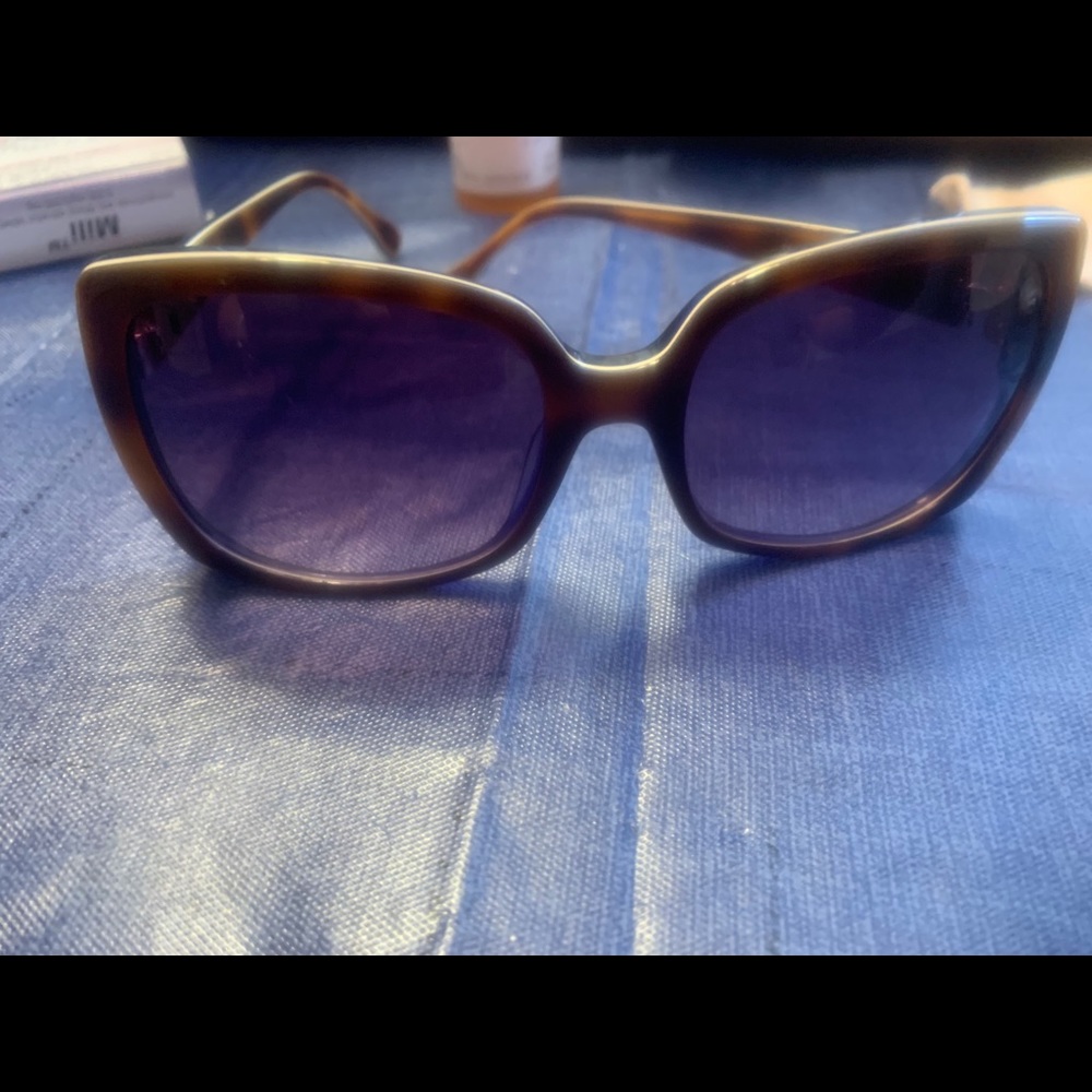 Lilly Pulitzer sunglasses